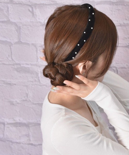 TONE SELECT GOODS（トーンセレクトグッズ）の「【float】ベロア×パール カチューシャ（カチューシャ・レディース・ワインレッド/ブラック・FREE）」の7枚目の写真