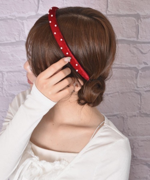 TONE SELECT GOODS（トーンセレクトグッズ）の「【float】ベロア×パール カチューシャ（カチューシャ・レディース・ワインレッド/ブラック・FREE）」の12枚目の写真
