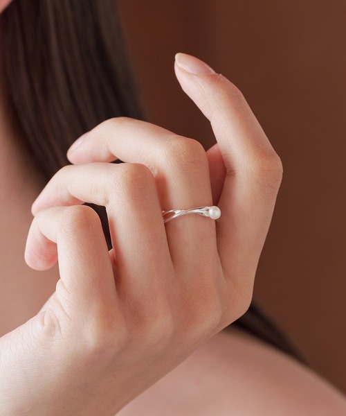 ALLURELLE(アリュレル)の「【ALLURELLE】淡水パール 1粒パールリング silver925 KNF-TP ※(リング・レディース・シルバー/ゴールド・FREE)」の17枚目の写真
