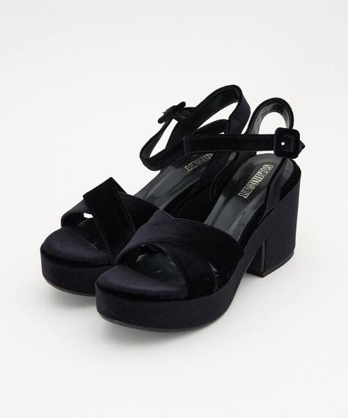 martinique（マルティニーク）の「【STRINGART /ストリングアート】GIULIETTA VELVET（サンダル・レディース・ブラック/ライトグレー・36/38/37）」の2枚目の写真