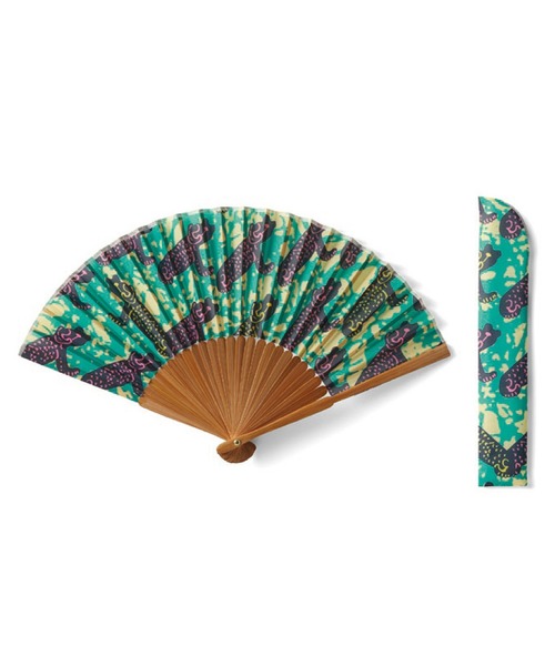 IEDIT(イディット)の「IEDIT アフリカンプリント柄で気分があがる 大人の華やか扇子(扇子/うちわ・レディース・オレンジ系その他/ブルー系その他/グリーン系その他・ONE SIZE)」の1枚目の写真