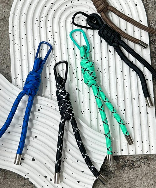 VitaFelice（ヴィータフェリーチェ）の「コードストラップチャーム パラコードキーホルダー カラビナ付き（チャーム・レディース・ブラック/ブラウン/ブラック系/ミント/ブルー系・FREE）」の10枚目の写真