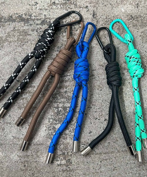 VitaFelice（ヴィータフェリーチェ）の「コードストラップチャーム パラコードキーホルダー カラビナ付き（チャーム・レディース・ブラック/ブラウン/ブラック系/ミント/ブルー系・FREE）」の11枚目の写真