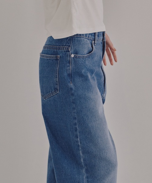 tento(テント)の「ストレートワイドデニムパンツ(デニムパンツ・レディース・グレー/ブルー・36/38)」の4枚目の写真