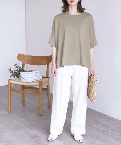 SallyLunn(サリーラン)の「ドルマンスリーブスリットカットソー(Tシャツ/カットソー・レディース・ホワイト/ブラック/ベージュ・LARGE/MEDIUM)」の9枚目の写真