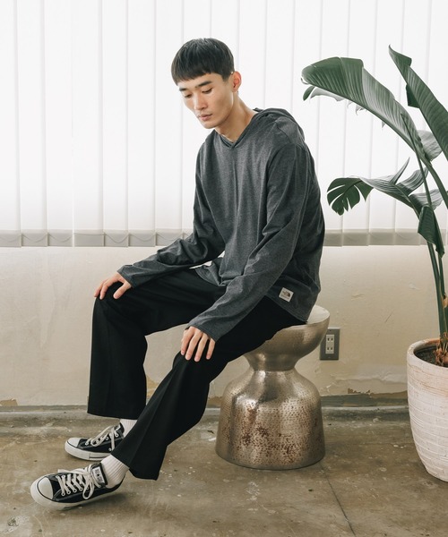 THE NORTH FACE(ザノースフェイス)の「日本未発売 THE NORTH FACE/ザノースフェイス L/S ワンポイントロゴ フード付き プルオーバーロングスリーブTシャツ(パーカー・レディース・ブルー/スミクロ/グレー・L/M/XL)」の15枚目の写真