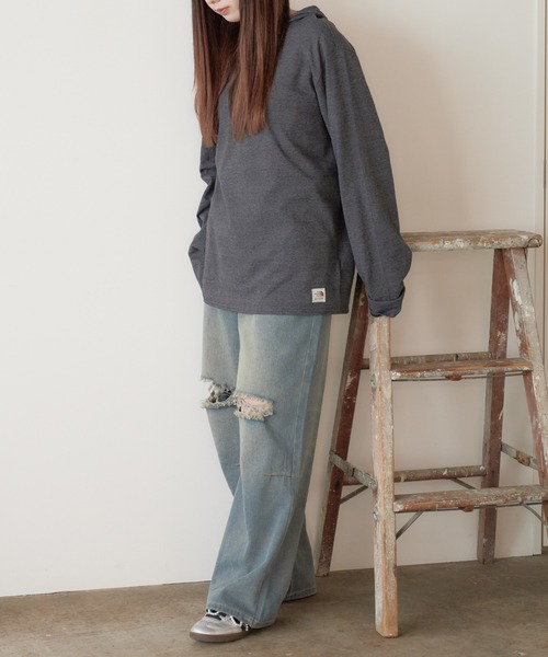 THE NORTH FACE(ザノースフェイス)の「日本未発売 THE NORTH FACE/ザノースフェイス L/S ワンポイントロゴ フード付き プルオーバーロングスリーブTシャツ(パーカー・レディース・ブルー/スミクロ/グレー・L/M/XL)」の18枚目の写真