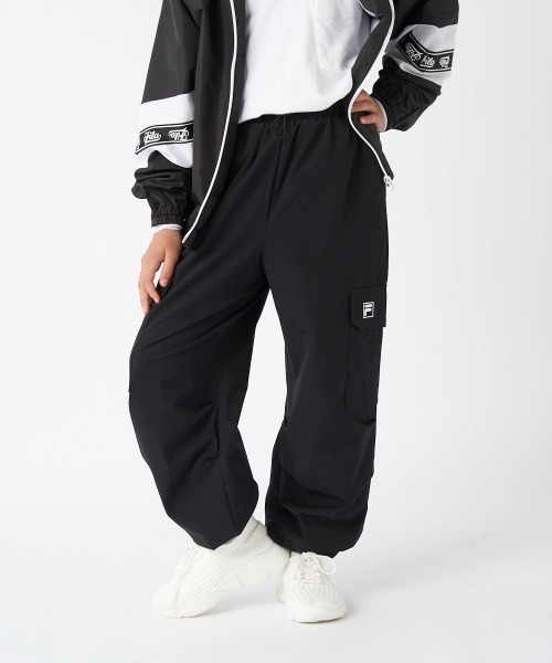 FILA（フィラ）の「シャカパンツ（その他パンツ・キッズ・チャコールグレー/ブラック・160/150/140/130/170）」の2枚目の写真