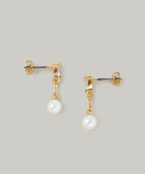 Jolie Toujours（ジョリトゥジュール）の「〈K18GP〉ドロップトップパールピアス（ピアス（両耳用）・レディース・ゴールド・FREE）」の4枚目の写真