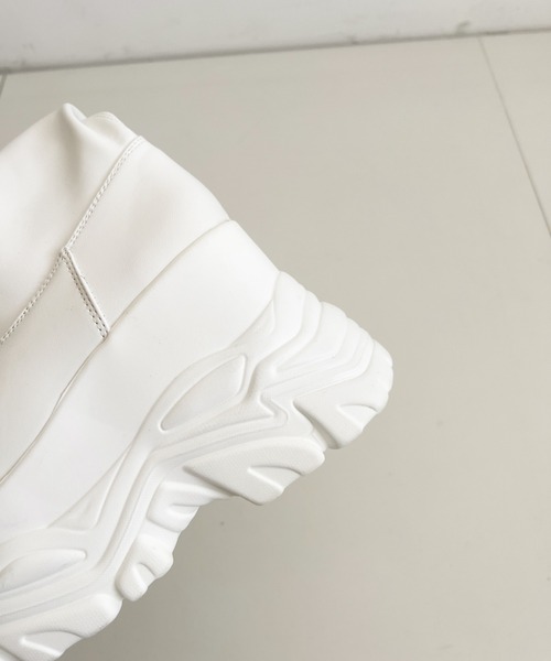 Shoes in Closet(シューズインクローゼット)の「厚底 ダブルソール ストレッチ ロングブーツ 538(ブーツ・レディース・アイボリー/ブラック系8/ブラック・L/M/S/LL)」の14枚目の写真