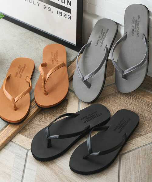 KOBE LETTUCE(コウベレタス)の「軽量フラットトングサンダル(サンダル・レディース・キャメル/グレー/ブラック・S/M/L)」の1枚目の写真