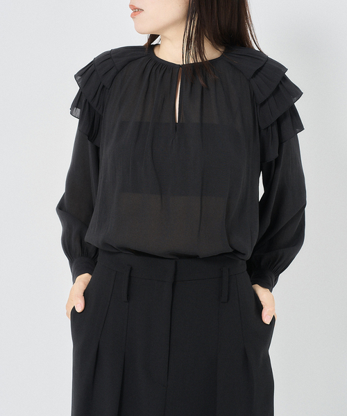 HARDY NOIR（アルディーノアール）の「ジョーゼットショルダーフリルブラウス（シャツ/ブラウス・レディース・ブラック・FREE）」の7枚目の写真