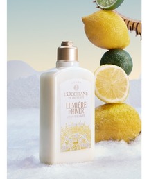 L'OCCITANE（ロクシタン）の「【数量限定】ルミエール・ディヴェール シャワークリーム 250ｍL ボディソープ（石鹸/ボディソープ）」