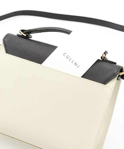 CULLNI(クルニ)の「Clasp lock Leather Pocket Hand Bag(ショルダーバッグ・メンズ・ブルーグリーン/ブラウン系/ブラック/オフホワイト/グレー・ONESIZE)」の12枚目の写真