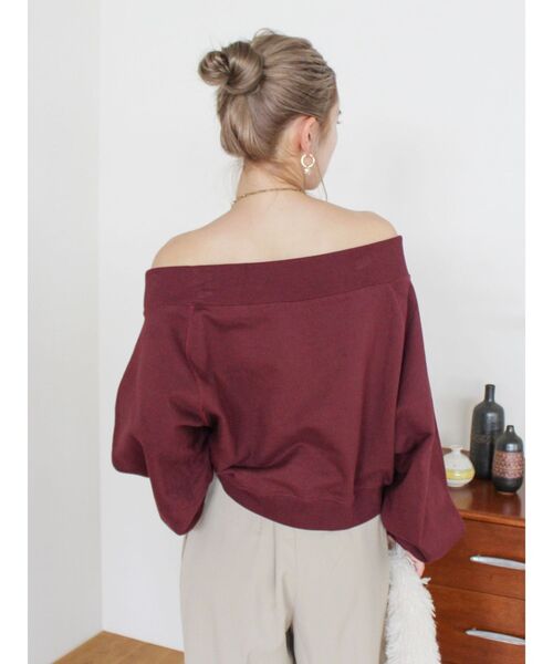 Ungrid（アングリッド）の「オフショルスウェット（スウェット・レディース・ボルドー/グリーン系その他/ライトグレー/ブラック・FREE）」の17枚目の写真