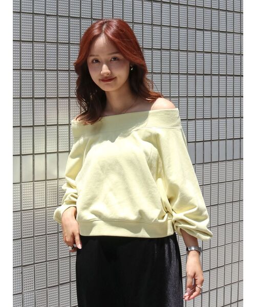 Ungrid（アングリッド）の「オフショルスウェット（スウェット・レディース・ボルドー/グリーン系その他/ライトグレー/ブラック・FREE）」の8枚目の写真