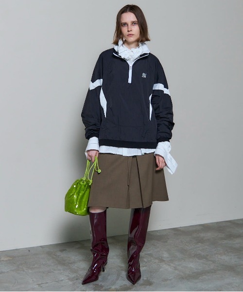MAISON SPECIAL(メゾンスペシャル)の「RUSH Logo Nylon Sporty Tops/RUSHロゴナイロンスポーティートップス(Tシャツ/カットソー・レディース・ネイビー/ブラック/ホワイト・FREE)」の6枚目の写真