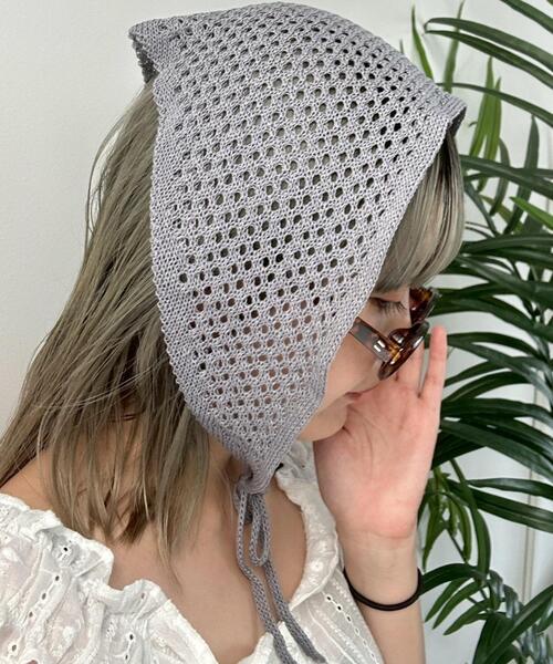 WEGO（ウィゴー）の「WEGO/カラーニットバブーシュカ（バンダナ/スカーフ・レディース・ダークグレー/ライトベージュ・FREE）」の3枚目の写真