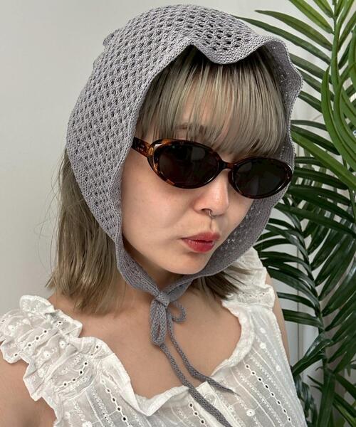 WEGO（ウィゴー）の「WEGO/カラーニットバブーシュカ（バンダナ/スカーフ・レディース・ダークグレー/ライトベージュ・FREE）」の4枚目の写真