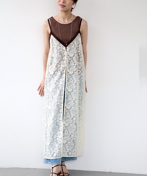 Jines(ジネス)の「【接触冷感】バックオープンタンクトップ(タンクトップ・レディース・グレイッシュベージュ/ブラウン/ブラック・38)」の9枚目の写真