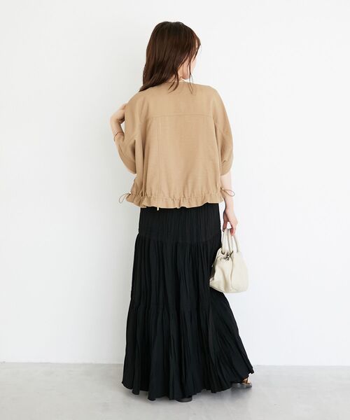 le.coeur blanc（ルクールブラン）の「《シワになりにくく速乾性》ドビークロスドロストブルゾン（ブルゾン・レディース・ブラック/キャメル・38）」の7枚目の写真