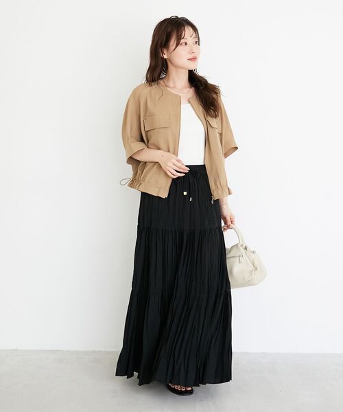 le.coeur blanc（ルクールブラン）の「《シワになりにくく速乾性》ドビークロスドロストブルゾン（ブルゾン・レディース・ブラック/キャメル・38）」の9枚目の写真