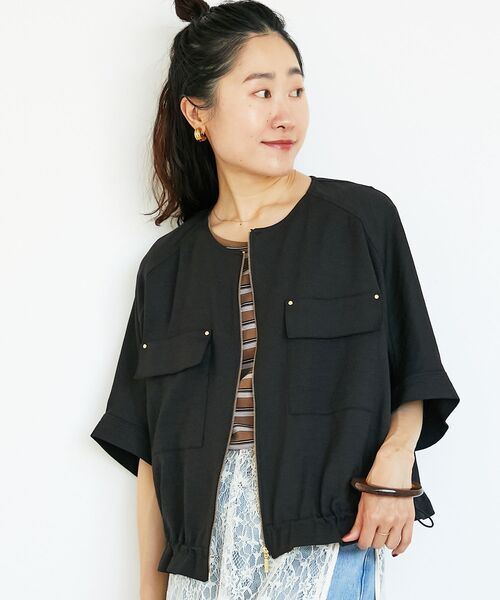 le.coeur blanc（ルクールブラン）の「《シワになりにくく速乾性》ドビークロスドロストブルゾン（ブルゾン・レディース・ブラック/キャメル・38）」の13枚目の写真