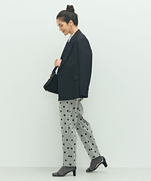 NOLLEY’S(ノーリーズ)の「ウォッシャブルストレッチドットジャガードテーパードパンツ(その他パンツ・レディース・ブラック系その他/グレー系その他・36/38)」の9枚目の写真