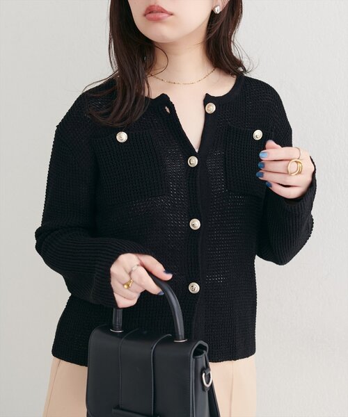 natural couture(ナチュラルクチュール)の「【WEB限定】ポケ付き金釦ワッフル編みカーディガン(カーディガン/ボレロ・レディース・ブラウン/ボルドー/ブラック/ブルー/オフホワイト・FREE)」の12枚目の写真