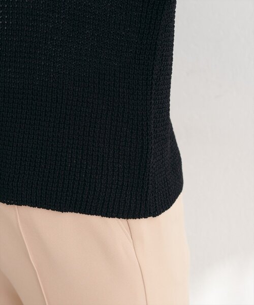 natural couture(ナチュラルクチュール)の「【WEB限定】ポケ付き金釦ワッフル編みカーディガン(カーディガン/ボレロ・レディース・ブラウン/ボルドー/ブラック/ブルー/オフホワイト・FREE)」の21枚目の写真