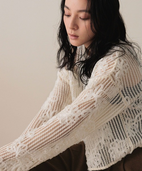 LOWRYS FARM（ローリーズファーム）の「３ＤレースプルオーバーＬＳ  593269（Tシャツ/カットソー・レディース・アイボリー/ブラック/ブラウン・FREE）」の8枚目の写真