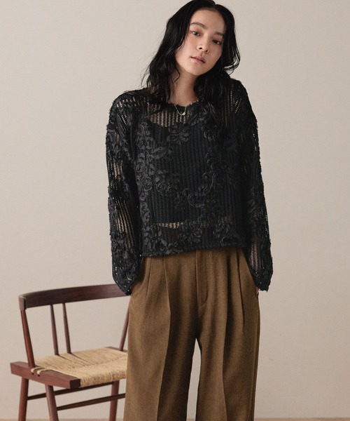 LOWRYS FARM（ローリーズファーム）の「３ＤレースプルオーバーＬＳ  593269（Tシャツ/カットソー・レディース・アイボリー/ブラック/ブラウン・FREE）」の4枚目の写真