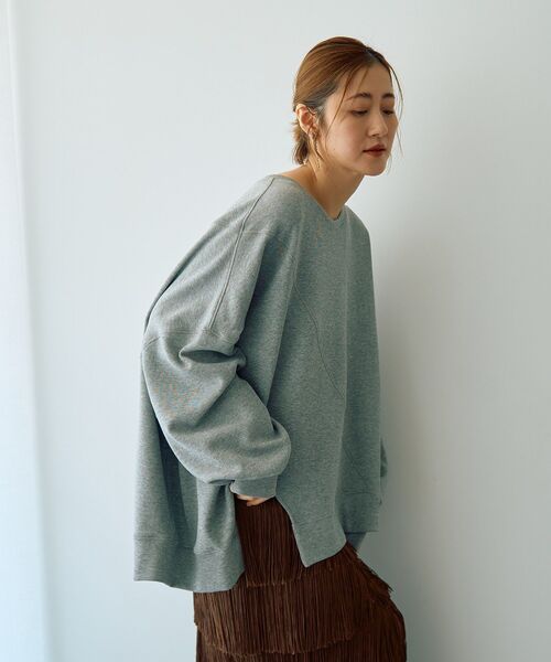 Editt by YECCA VECCA（エディットバイイェッカヴェッカ）の「アシメデザインプルオーバー（スウェット・レディース・ブラック/ブラウン/グレー・FREE）」の7枚目の写真