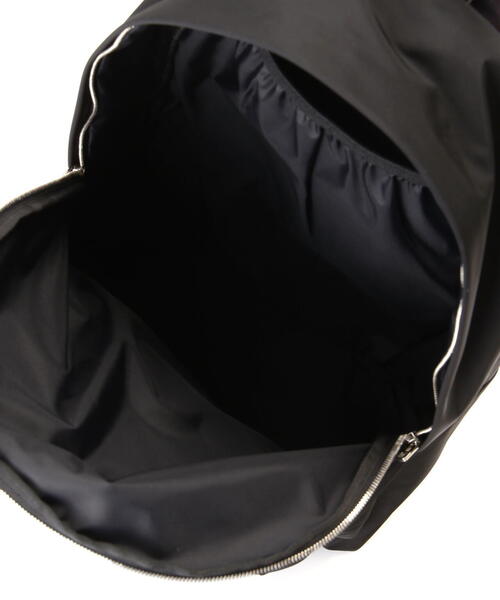soe(ソーイ)の「soe/ソーイ/One Shoulder B.P Solotex Size L(ショルダーバッグ・メンズ・ブラック・5)」の11枚目の写真