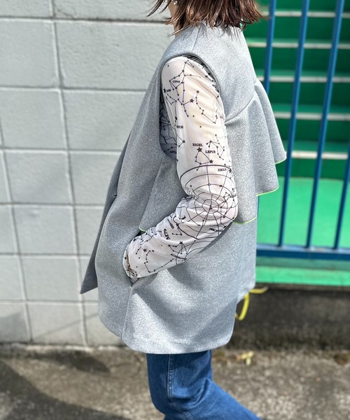 mi via loca（ミヴィアロカ）の「ダンボールBACKフリルベスト（ベスト・レディース・グレー/グレー系その他/ブラック・FREE）」の15枚目の写真