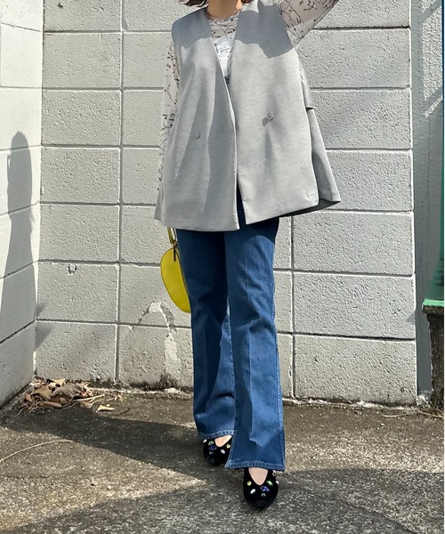 mi via loca（ミヴィアロカ）の「ダンボールBACKフリルベスト（ベスト・レディース・グレー/グレー系その他/ブラック・FREE）」の17枚目の写真