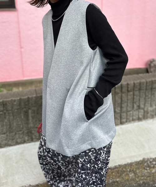 グレー（グレー×ブラックステッチ）
model:154cm 着用サイズ:FREE