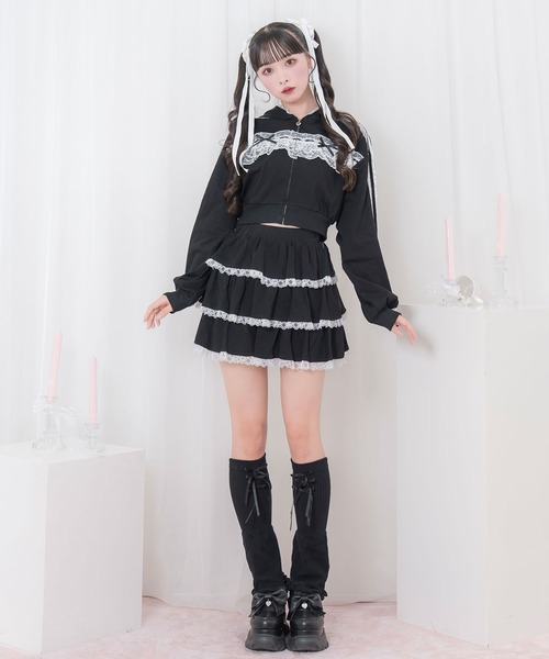Honey Cinnamon(ハニーシナモン)の「レースフリルパーカーセットアップ(セットアップ・レディース・ブラック/ピンク・FREE)」の4枚目の写真