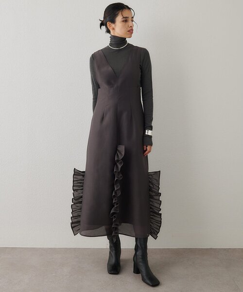 Whim Gazette（ウィムガゼット）の「フリルオーガンジーワンピース（ワンピース・レディース・チャコールグレー・FREE）」の13枚目の写真