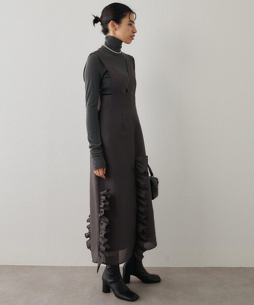 Whim Gazette（ウィムガゼット）の「フリルオーガンジーワンピース（ワンピース・レディース・チャコールグレー・FREE）」の12枚目の写真