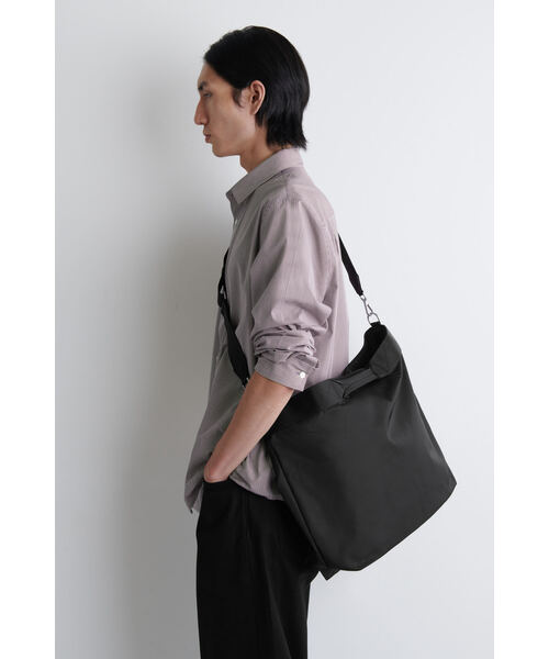 パシュート メッセンジャーバッグ - ナイロン（メッセンジャーバッグ