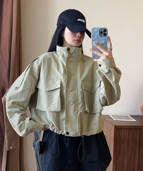 H.TOKYO（エイチトウキョウ）の「【軽やか×コンパクト】スタンドカラーナイロンブルゾン（ブルゾン・レディース・ベージュ/ブラック・FREE）」の10枚目の写真