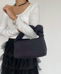 AMAIL（アマイル）の「Fuzzy Bag（ハンドバッグ）」