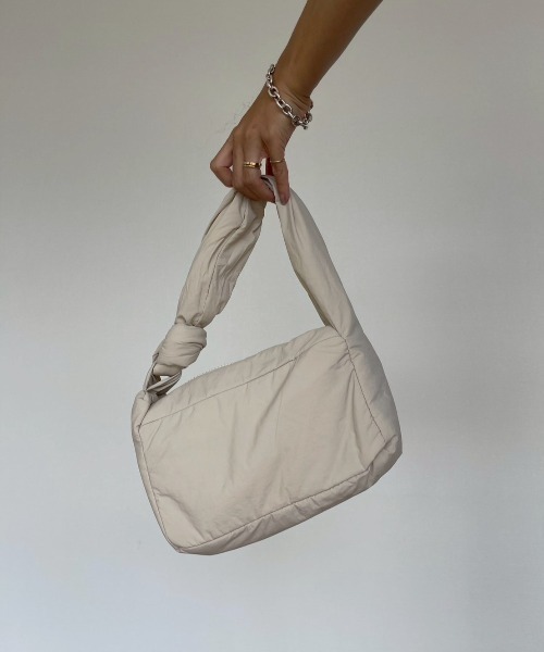 AMAIL(アマイル)の「Fuzzy Bag(ハンドバッグ・レディース・アイボリー/ブラック・FREE)」の12枚目の写真