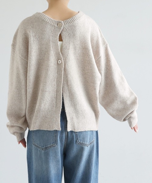 Freesia by andme(フリージアバイアンドミー)の「ホール開き2wayニットカーディガン/トップス(カーディガン/ボレロ・レディース・アイボリー/グレー系その他/ブラウン・FREE)」の9枚目の写真