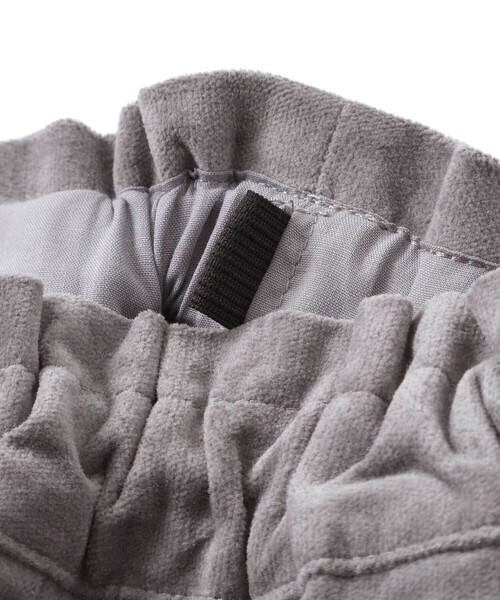 BeBe（ベベ）の「リブレスコールハートポケットロングパンツ（その他パンツ・キッズ・グレー/ネイビー・150cm/140cm/120cm/130cm/110cm）」の9枚目の写真