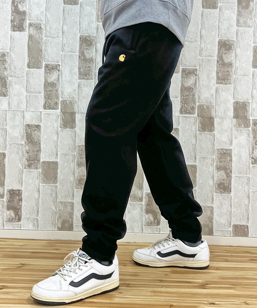Carhartt WIP（カーハートダブリューアイピー）の「WIP チェイススウェットパンツ Chase Sweat Pant（スウェットパンツ・メンズ・アッシュグレー/ブラック・M/L/S）」の16枚目の写真