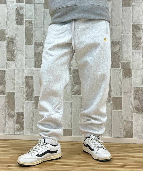 Carhartt WIP（カーハートダブリューアイピー）の「WIP チェイススウェットパンツ Chase Sweat Pant（スウェットパンツ・メンズ・アッシュグレー/ブラック・M/L/S）」の19枚目の写真