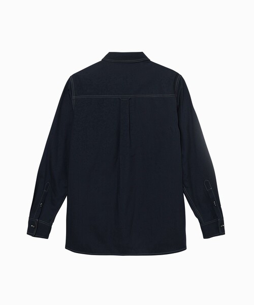 AIGLE(エーグル)の「THERMOLITE 保温軽量 ダブルステッチロングスリーブシャツ(シャツ/ブラウス・レディース・ダークネイビー・36/38)」の4枚目の写真