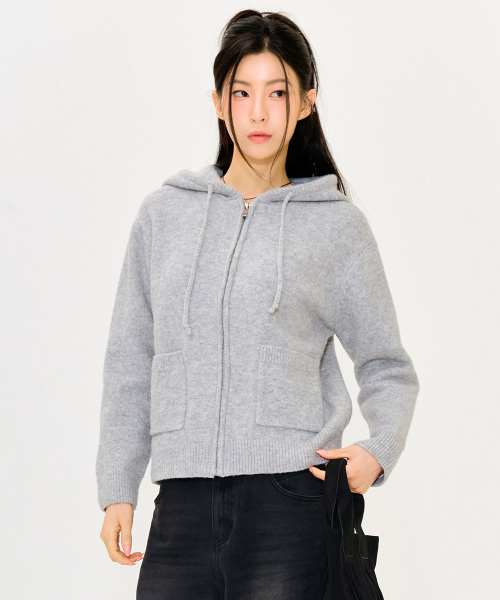 CHASECULT（チェイスカルト）の「女性 フードパーカー ジップアップ スウェット - グレー（パーカー・レディース・ライトグレー・90/85）」の4枚目の写真